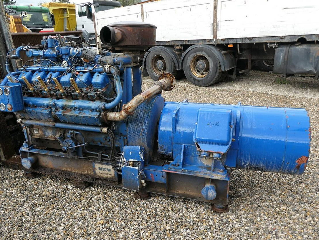 MWM G232 V12 - Generator set: picture 2 MWM G232 V12 - Generator set: picture 2