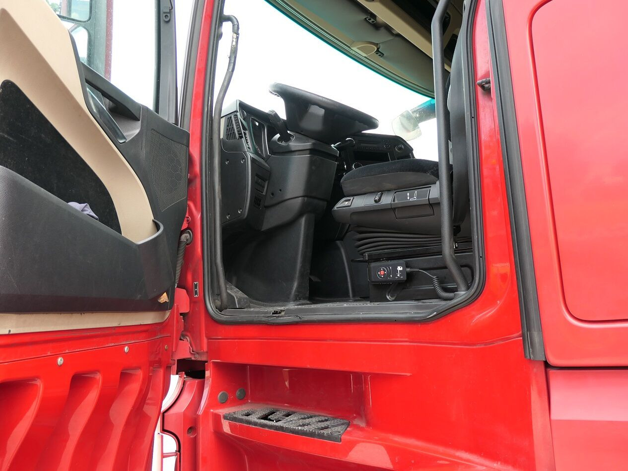 Tractor unit Mercedes-Benz Actros 1845: picture 10 Tractor unit Mercedes-Benz Actros 1845: picture 10