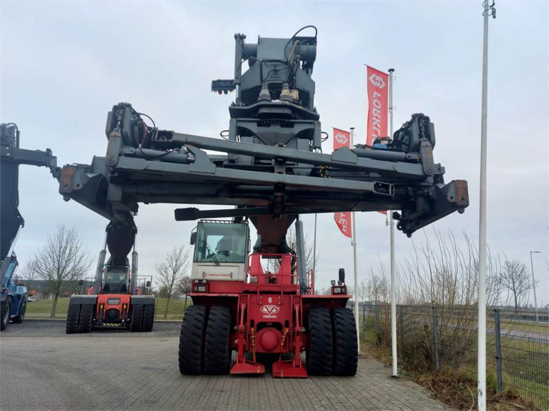 CVS Ferrari F378.5 PB - Reach stacker: picture 5 CVS Ferrari F378.5 PB - Reach stacker: picture 5