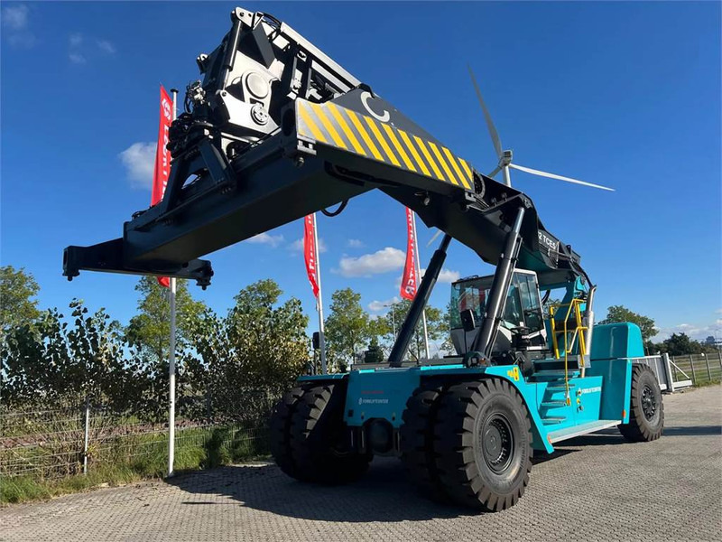 KONECRANES LIFTACE 4532 TCE5 - Reach stacker: picture 4 KONECRANES LIFTACE 4532 TCE5 - Reach stacker: picture 4
