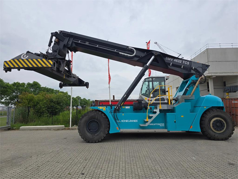 KONECRANES SMV 4632 TC5 - Reach stacker: picture 2 KONECRANES SMV 4632 TC5 - Reach stacker: picture 2