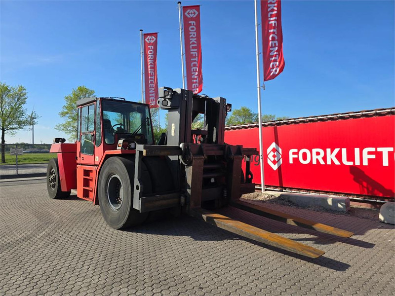 Kalmar DCE330 RoRo - Diesel forklift: picture 3 Kalmar DCE330 RoRo - Diesel forklift: picture 3