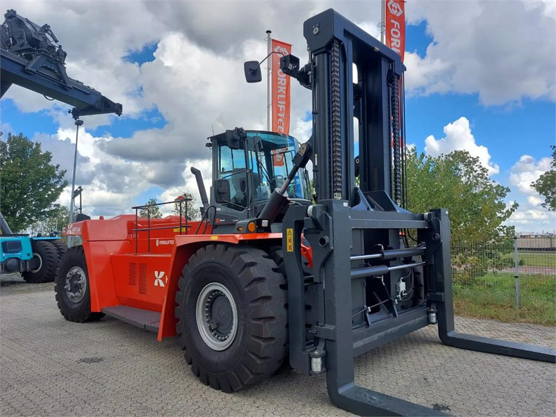 Kalmar DCG450-12 - Diesel forklift: picture 3 Kalmar DCG450-12 - Diesel forklift: picture 3