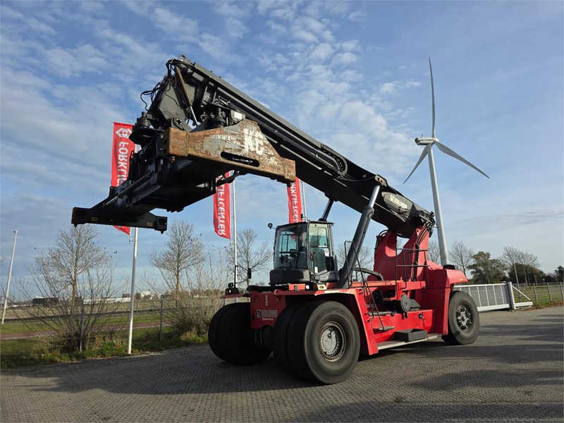 Kalmar DRG450-60S5 - Reach stacker: picture 4 Kalmar DRG450-60S5 - Reach stacker: picture 4