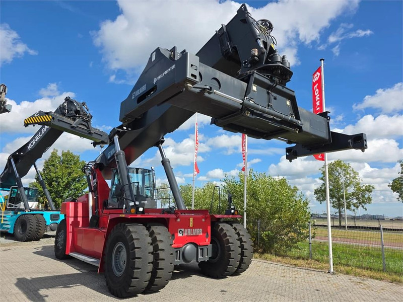 Kalmar DRG450-65S5 - Reach stacker: picture 4 Kalmar DRG450-65S5 - Reach stacker: picture 4
