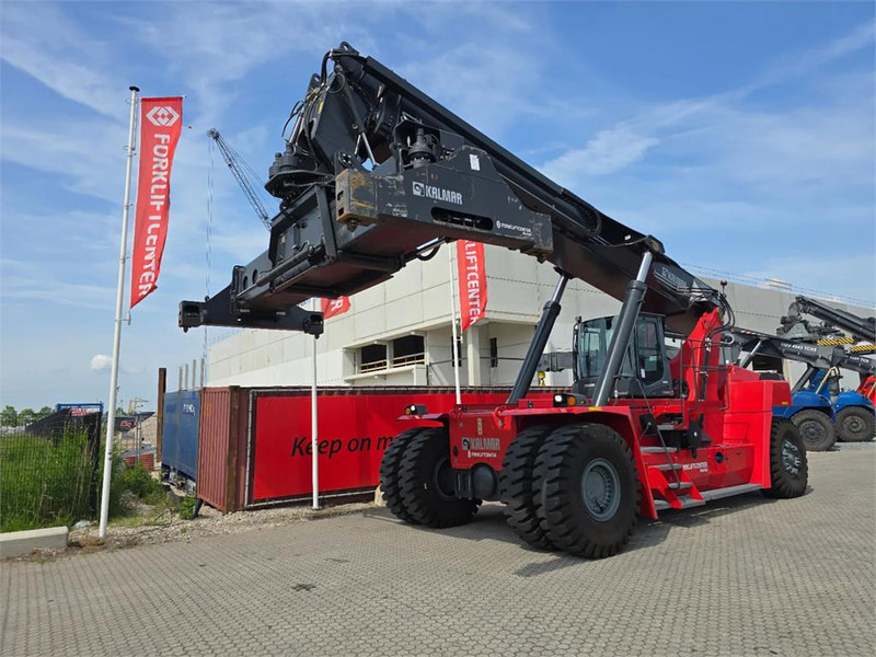 Kalmar DRG450-65S5 - Reach stacker: picture 4 Kalmar DRG450-65S5 - Reach stacker: picture 4