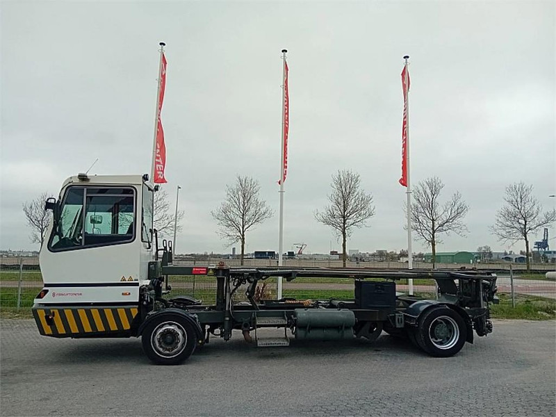 Terberg BC182 - Terminal tractor: picture 3 Terberg BC182 - Terminal tractor: picture 3