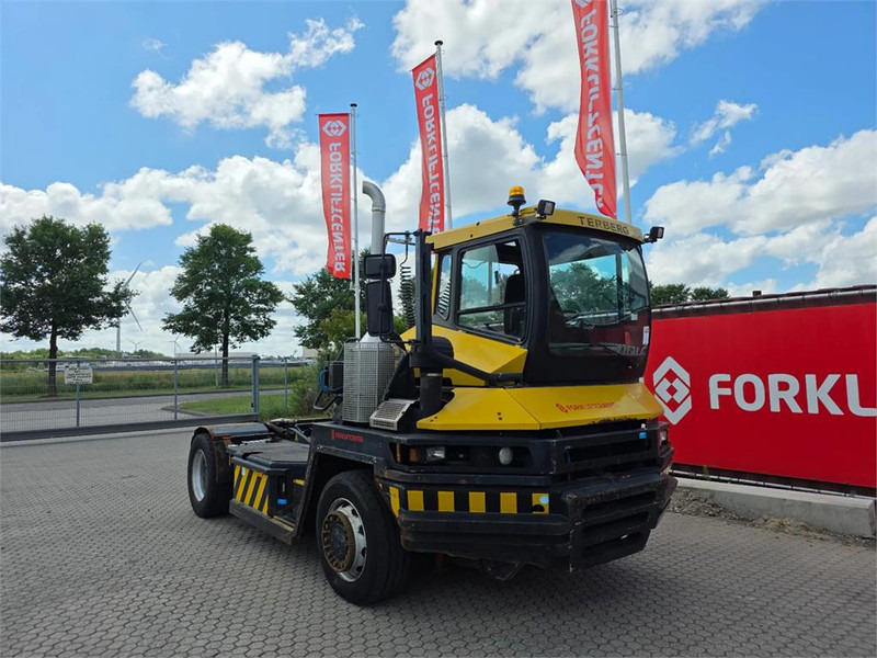 Terberg RT222 4x4 - Terminal tractor: picture 1 Terberg RT222 4x4 - Terminal tractor: picture 1