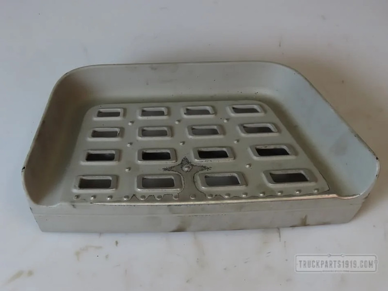 DAF Body & Chassis Parts Opstap trede Li. DAF CF - Footstep for Truck: picture 1 DAF Body & Chassis Parts Opstap trede Li. DAF CF - Footstep for Truck: picture 1