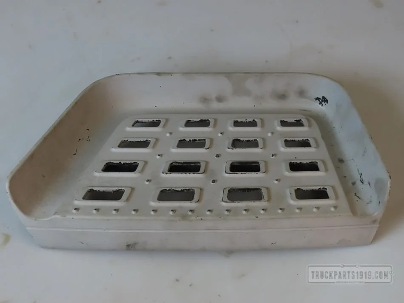 DAF Body & Chassis Parts Opstap trede Re. DAF CF - Footstep for Truck: picture 1 DAF Body & Chassis Parts Opstap trede Re. DAF CF - Footstep for Truck: picture 1