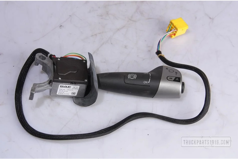 DAF Electrical System Stuurkolom schak. DAF - Steering column switch for Truck: picture 1 DAF Electrical System Stuurkolom schak. DAF - Steering column switch for Truck: picture 1