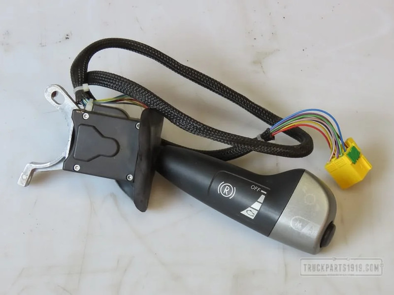 DAF Electrical System Stuurkolom schak. Re. DAF - Steering column switch for Truck: picture 1 DAF Electrical System Stuurkolom schak. Re. DAF - Steering column switch for Truck: picture 1