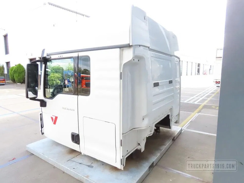 MAN 81600007919 Cabine TGX XLX - Cab and interior for Truck: picture 4 MAN 81600007919 Cabine TGX XLX - Cab and interior for Truck: picture 4