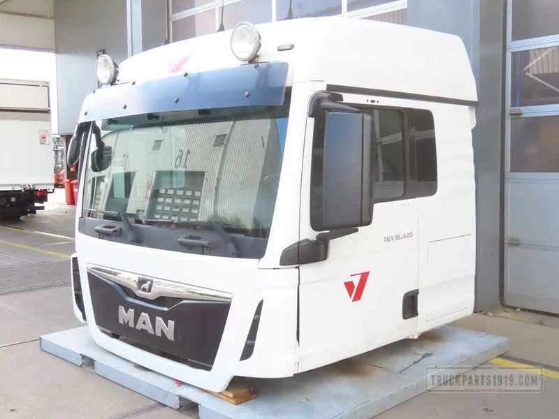 MAN 81600007919 Cabine TGX XLX - Cab and interior for Truck: picture 3 MAN 81600007919 Cabine TGX XLX - Cab and interior for Truck: picture 3