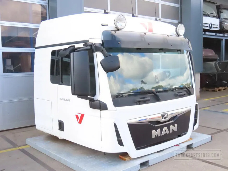 MAN 81600007919 Cabine TGX XLX - Cab and interior for Truck: picture 2 MAN 81600007919 Cabine TGX XLX - Cab and interior for Truck: picture 2