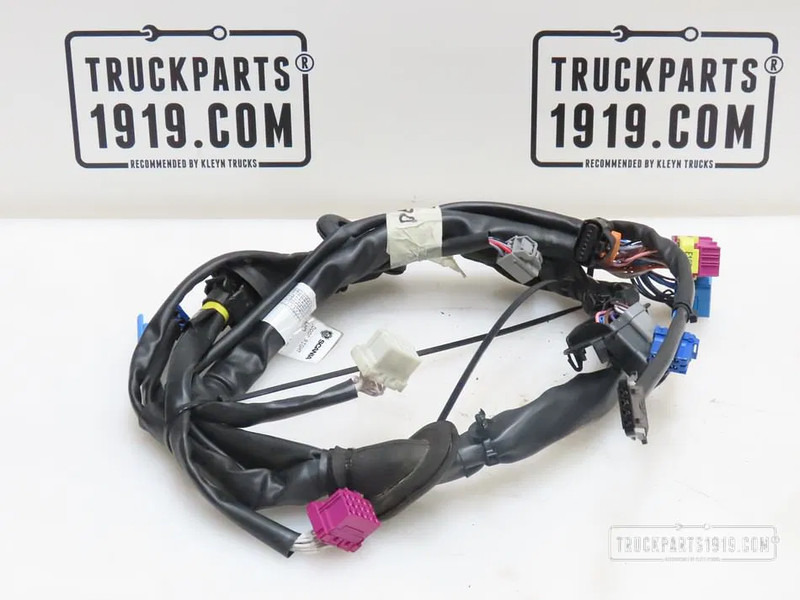 Scania Electrical System Kabelboom deur Re. Scania - Cables/ Wire harness for Truck: picture 1 Scania Electrical System Kabelboom deur Re. Scania - Cables/ Wire harness for Truck: picture 1