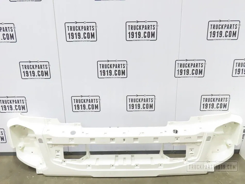 Volvo Body & Chassis Parts Bumper Volvo FL - Bumper for Truck: picture 1 Volvo Body & Chassis Parts Bumper Volvo FL - Bumper for Truck: picture 1