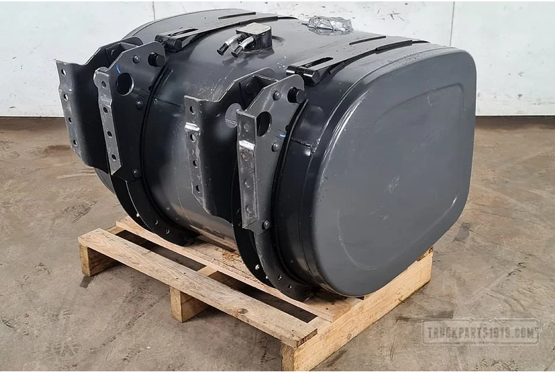 Volvo Fuel System Brandstoftank + steunen 255L - Fuel tank for Truck: picture 2 Volvo Fuel System Brandstoftank + steunen 255L - Fuel tank for Truck: picture 2
