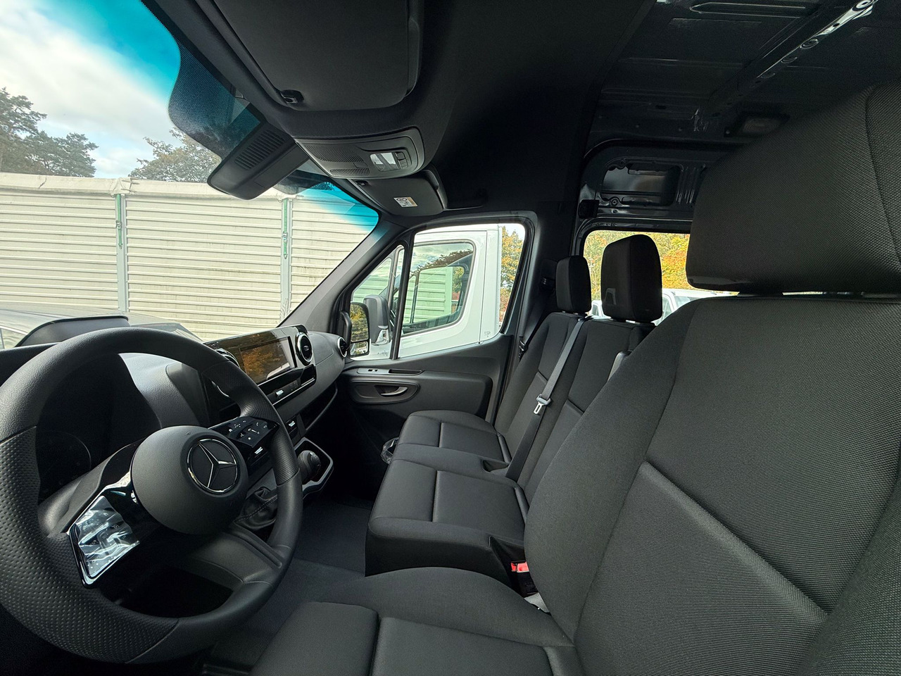 Mercedes-Benz Sprinter 317 L3H2 6-Sitzer - Panel van, Combi van: picture 5 Mercedes-Benz Sprinter 317 L3H2 6-Sitzer - Panel van, Combi van: picture 5