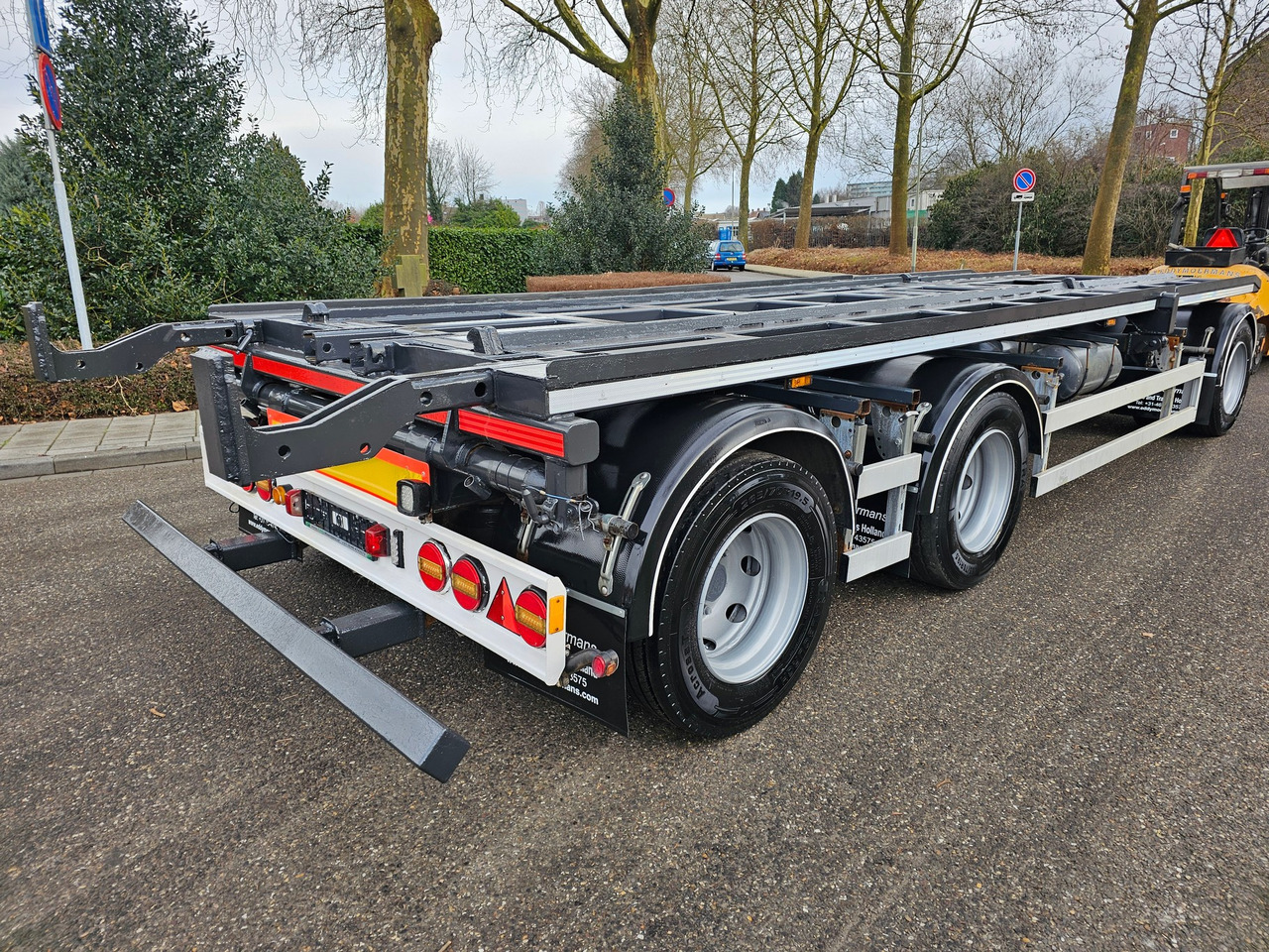 CMT PT 12-20 - Roll-off/ Skip trailer: picture 2 CMT PT 12-20 - Roll-off/ Skip trailer: picture 2