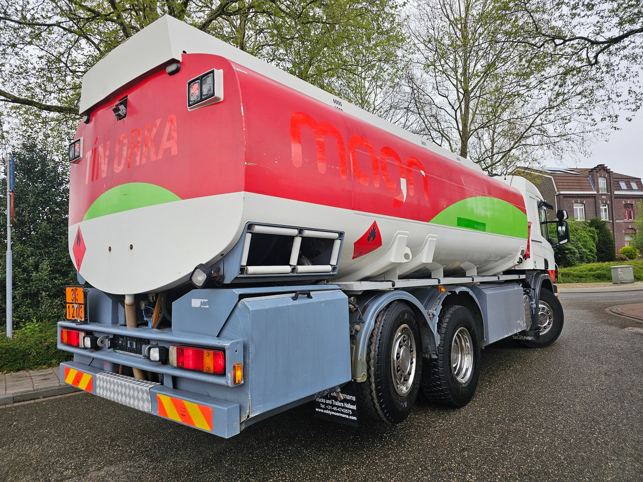 Scania P420 Cp 19 6x2*4 - Tank truck: picture 4 Scania P420 Cp 19 6x2*4 - Tank truck: picture 4