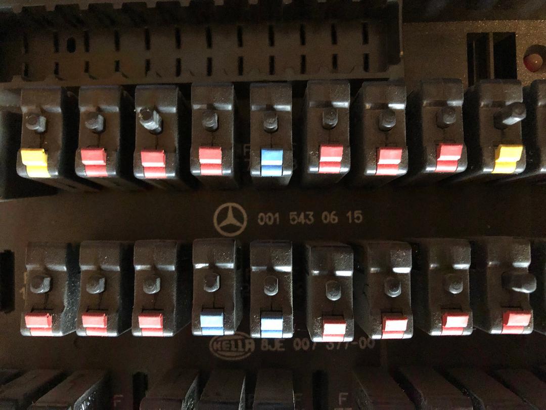 MERCEDES ACTROS ELECTRICAL BASIC MODULE  - Relay: picture 2 MERCEDES ACTROS ELECTRICAL BASIC MODULE  - Relay: picture 2