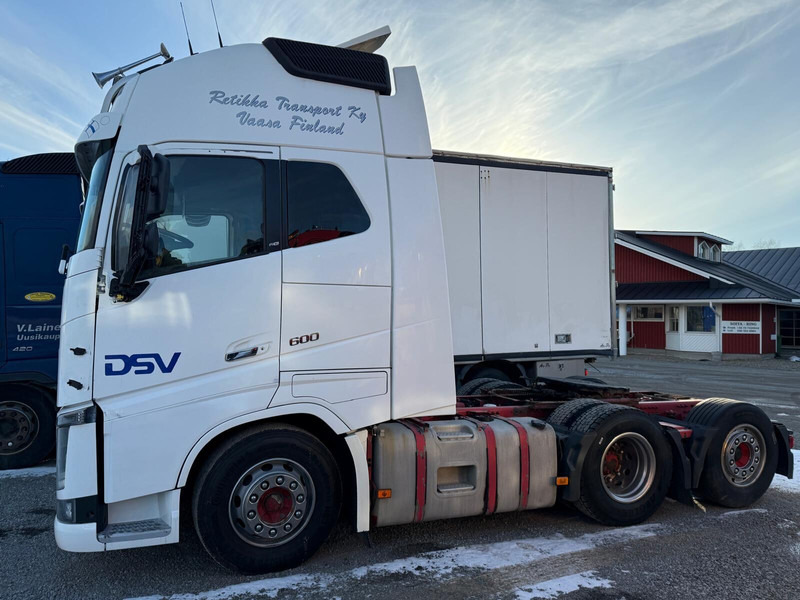 Volvo FH16 600 - Tractor unit: picture 3 Volvo FH16 600 - Tractor unit: picture 3