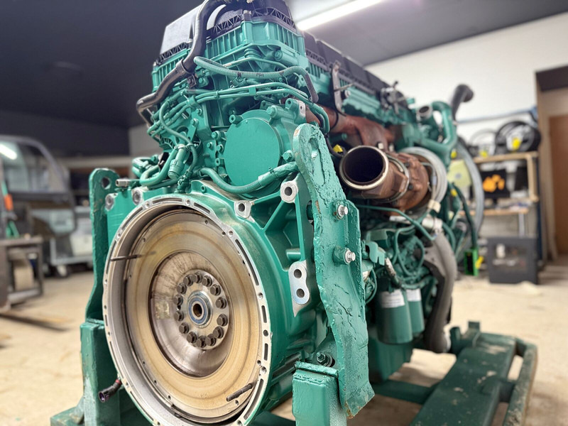 Volvo D13K500L - Engine: picture 5 Volvo D13K500L - Engine: picture 5