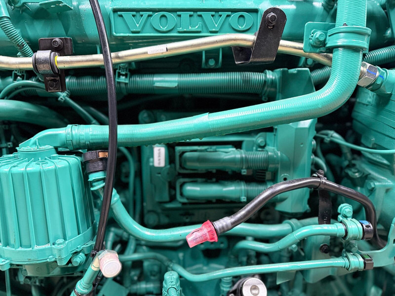 Volvo D13K500L - Engine: picture 4 Volvo D13K500L - Engine: picture 4