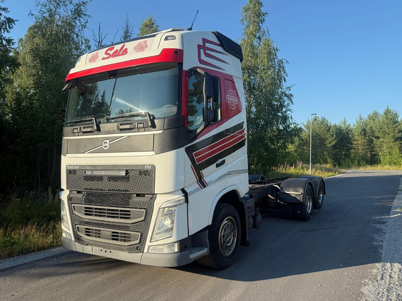 Volvo FH460 6x2 - Cab chassis truck: picture 1 Volvo FH460 6x2 - Cab chassis truck: picture 1