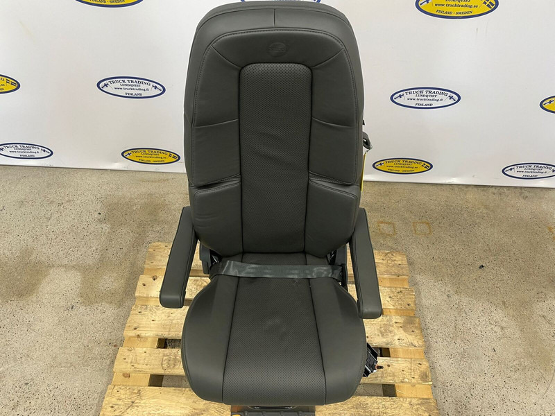 Volvo FH5 - Seat: picture 3 Volvo FH5 - Seat: picture 3