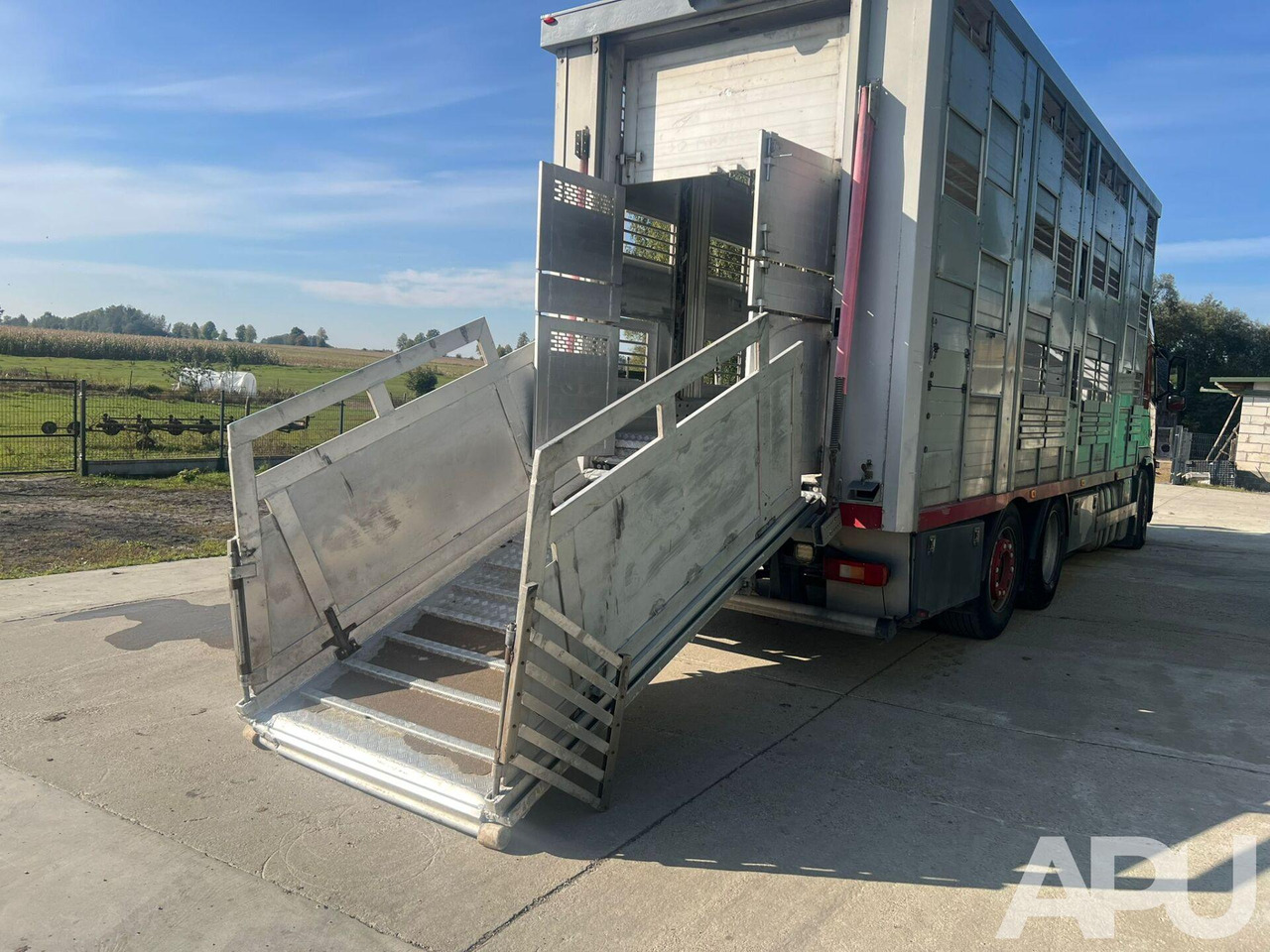 Livestock truck Volvo Fm 410 DO PRZEWOZU BYDŁA: picture 11