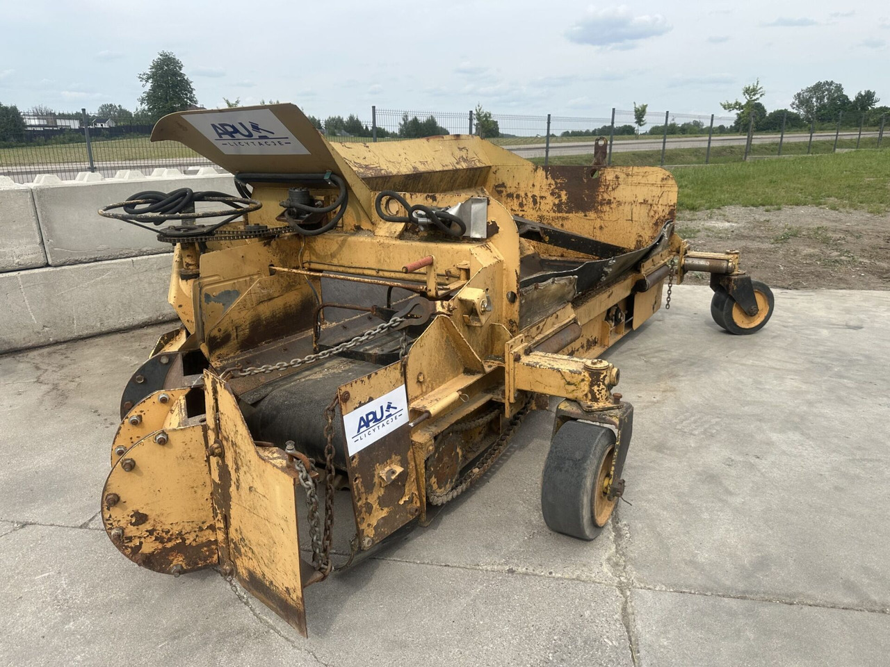 WISCONSIN ENGINE V461D poboczarka - Scraper: picture 1 WISCONSIN ENGINE V461D poboczarka - Scraper: picture 1