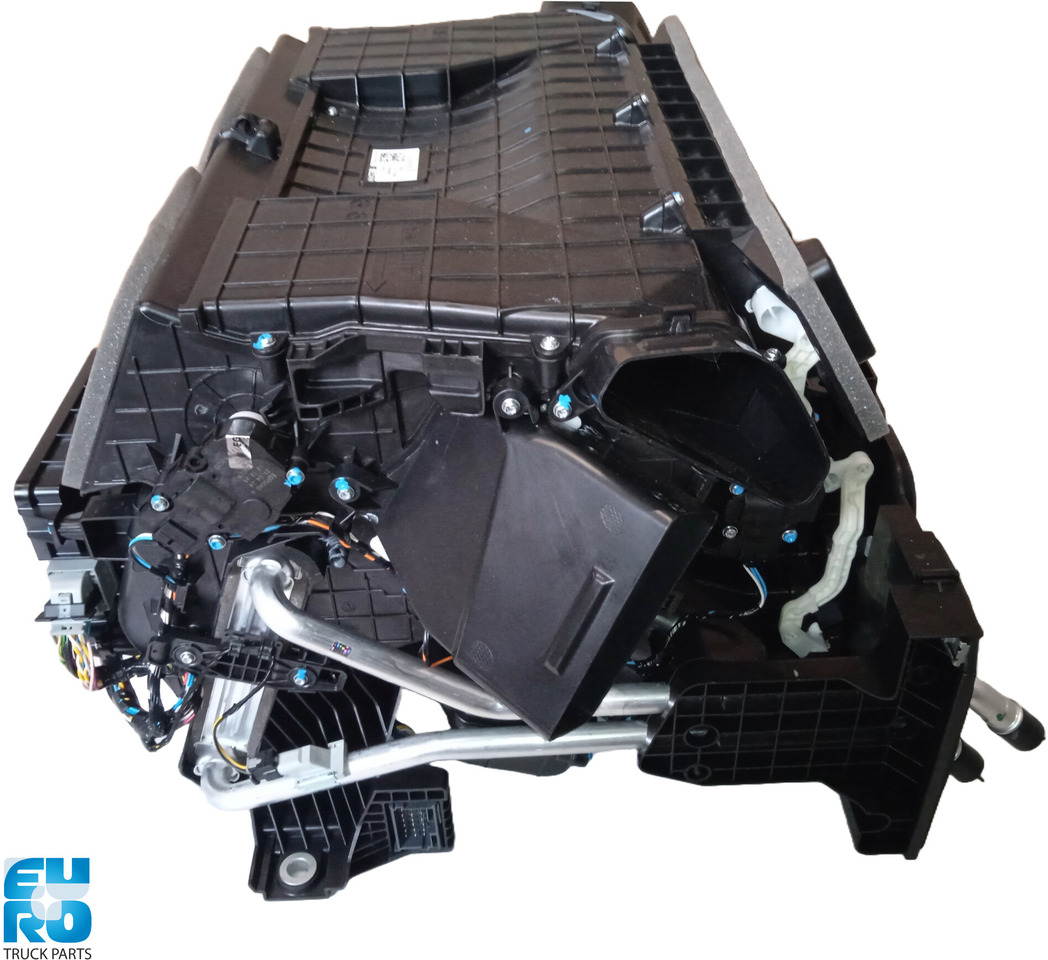 DAF XF 106 VERWARMING, CCC 2017- NIEUW 2302628 - Radiator for Truck: picture 5 DAF XF 106 VERWARMING, CCC 2017- NIEUW 2302628 - Radiator for Truck: picture 5