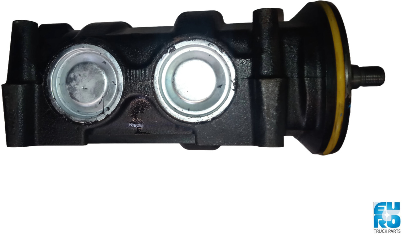 LUCHTCOMPRESSOR DAF 106 E-6 GEREVISEERD + BORG 2234907REC - Air brake compressor for Truck: picture 5 LUCHTCOMPRESSOR DAF 106 E-6 GEREVISEERD + BORG 2234907REC - Air brake compressor for Truck: picture 5