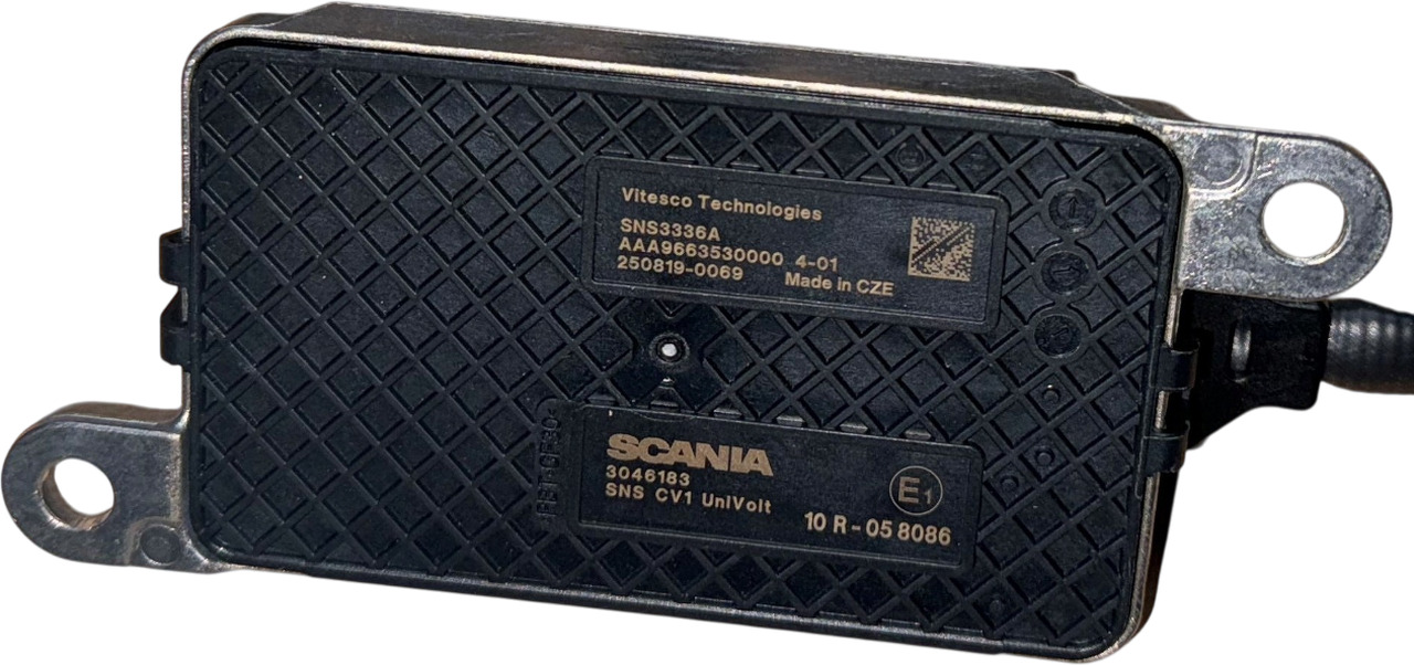 SCANIA NOX SENSOR 3046183 - Muffler/ Exhaust system for Truck: picture 1 SCANIA NOX SENSOR 3046183 - Muffler/ Exhaust system for Truck: picture 1