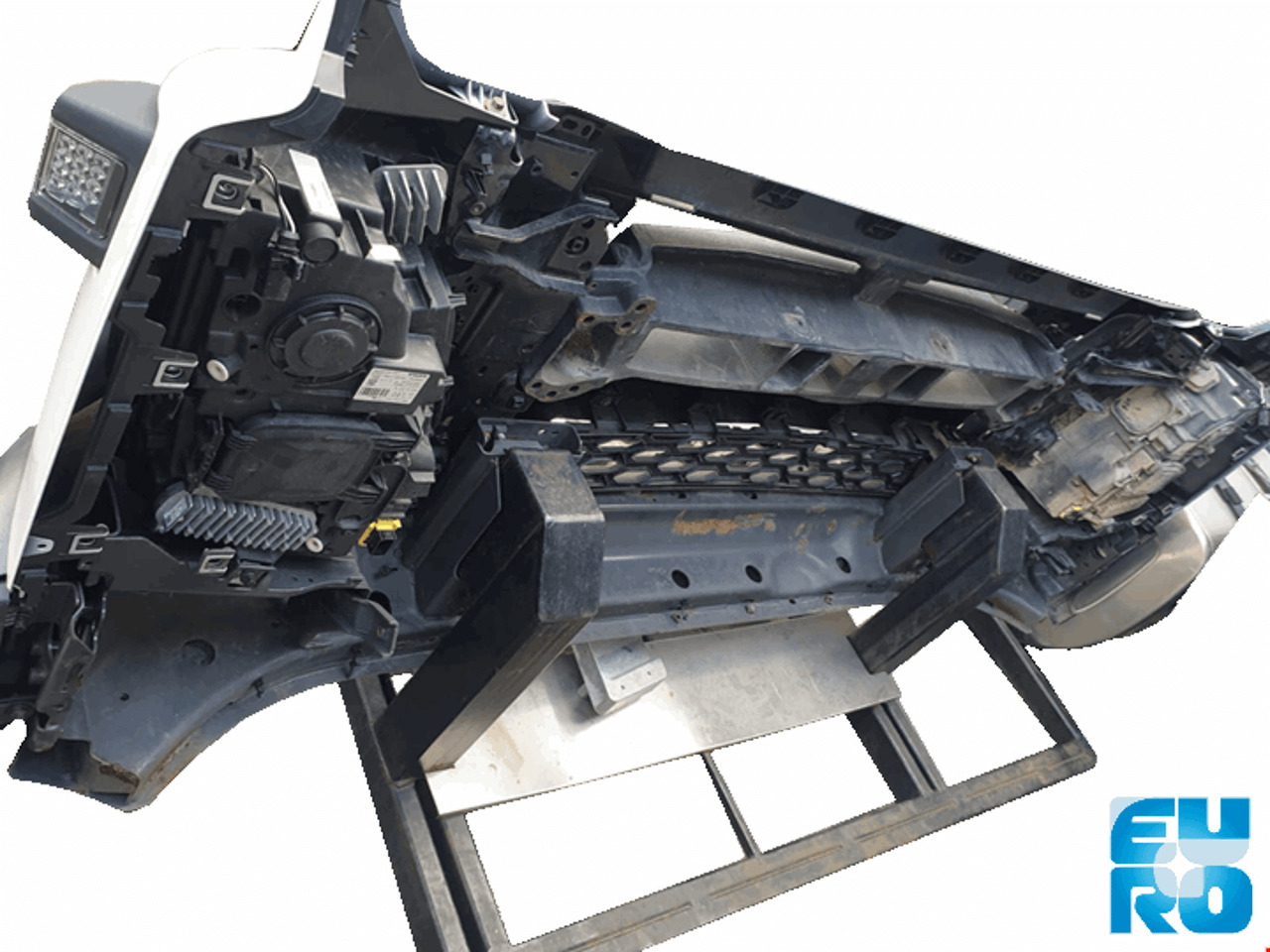 VOLVO FMX 4 VOORKANT ONDER GEBRUIKT 000190 - Hood for Truck: picture 2 VOLVO FMX 4 VOORKANT ONDER GEBRUIKT 000190 - Hood for Truck: picture 2
