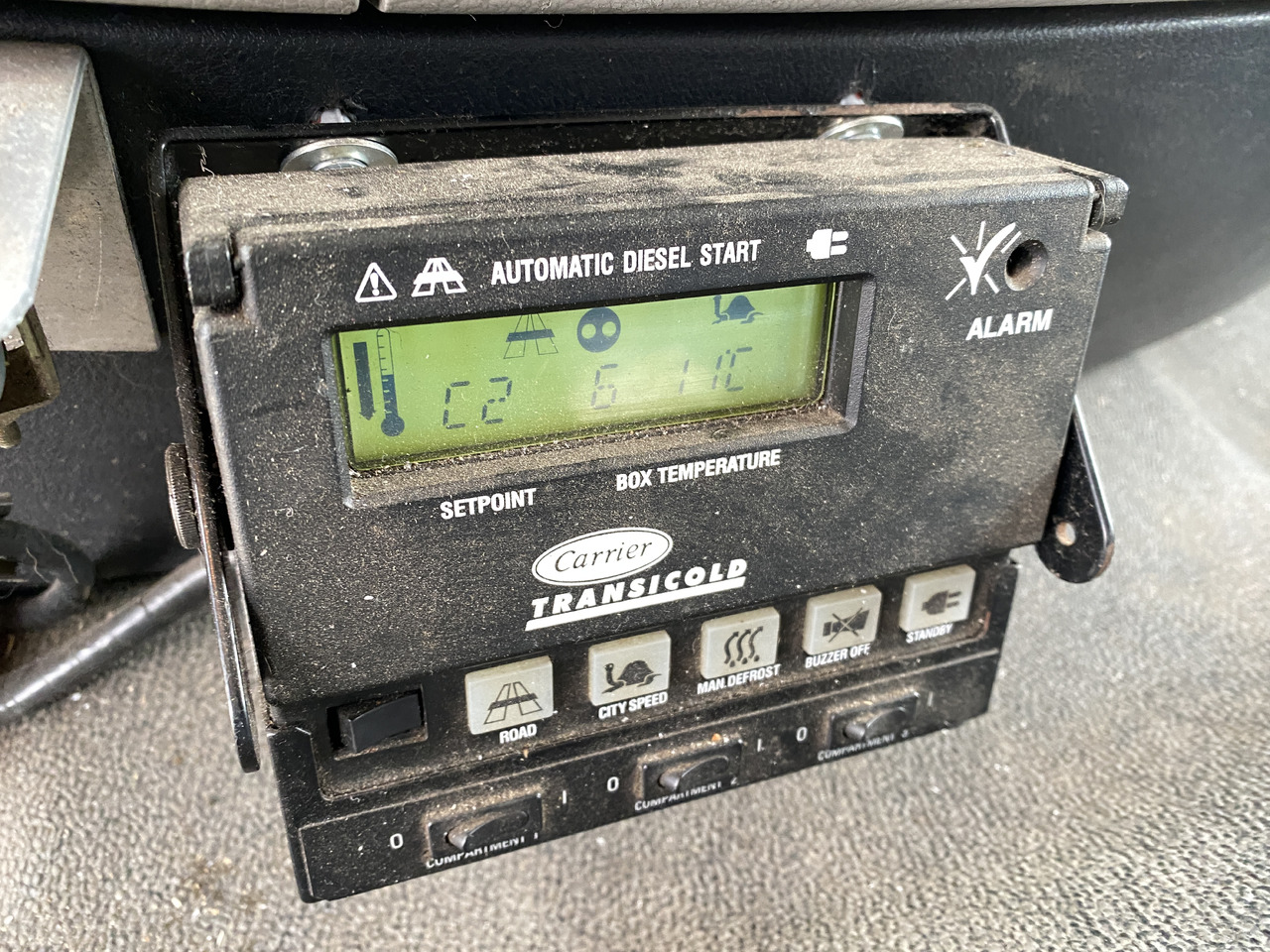 Refrigerator truck for transportation of food VOLVO FL 280: picture 7