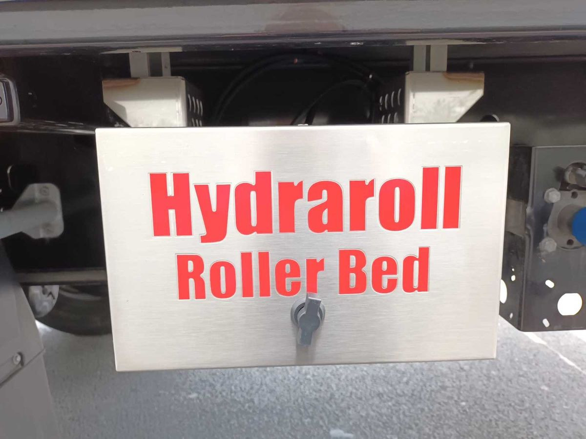 NEW Krone Dry liner with Rollerbed floor Airfreight for sale - Closed box semi-trailer: picture 5 NEW Krone Dry liner with Rollerbed floor Airfreight for sale - Closed box semi-trailer: picture 5