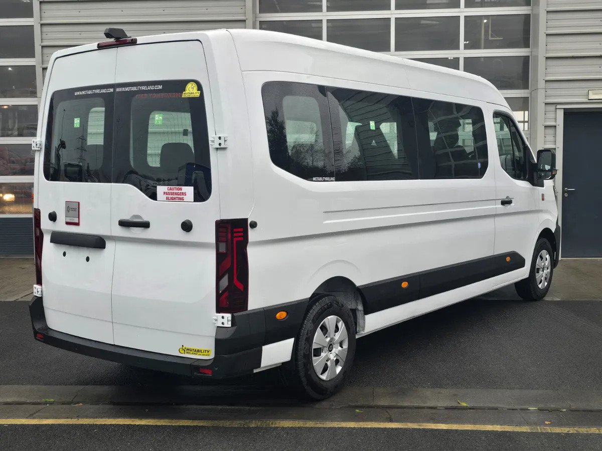 New Minibus, Passenger van New Renault Master Trabus: picture 6 New Minibus, Passenger van New Renault Master Trabus: picture 6