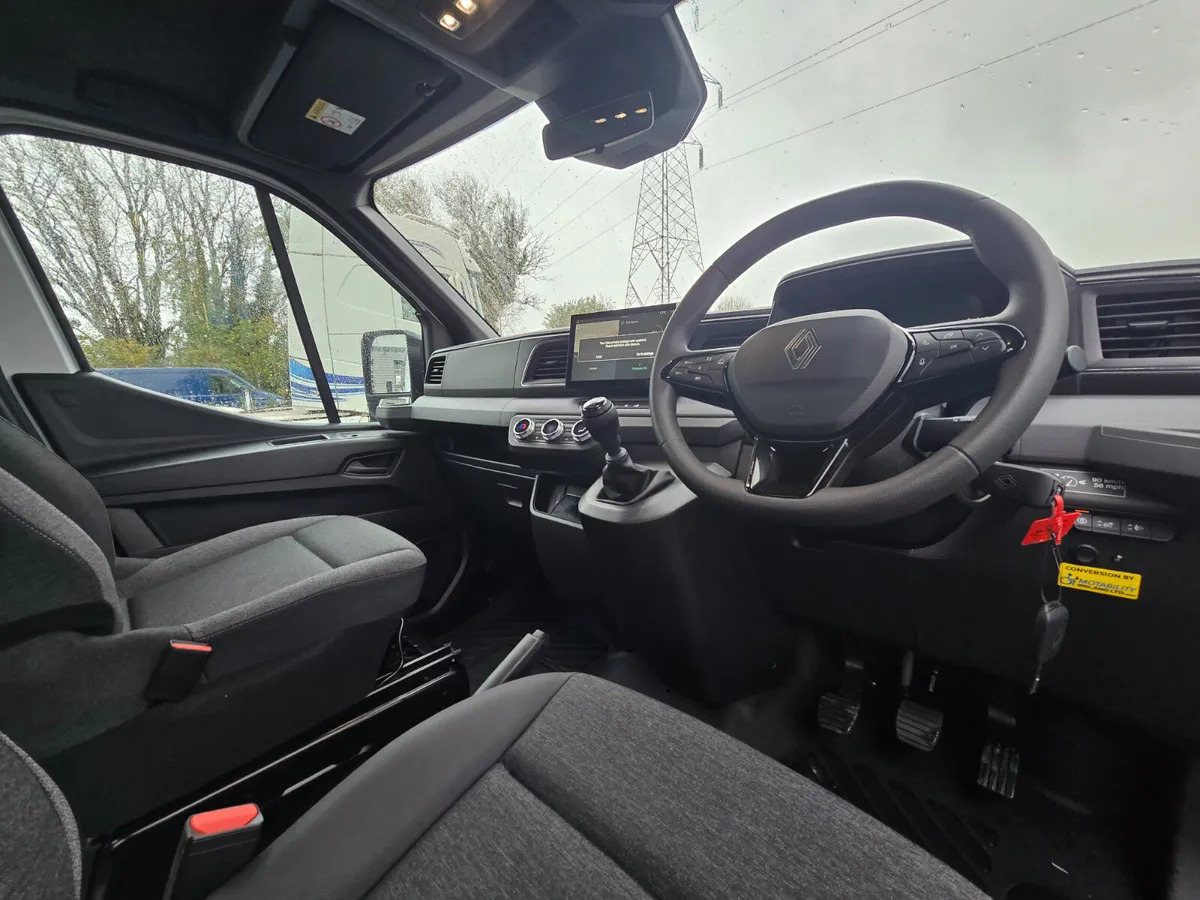 New Minibus, Passenger van New Renault Master Trabus: picture 14 New Minibus, Passenger van New Renault Master Trabus: picture 14