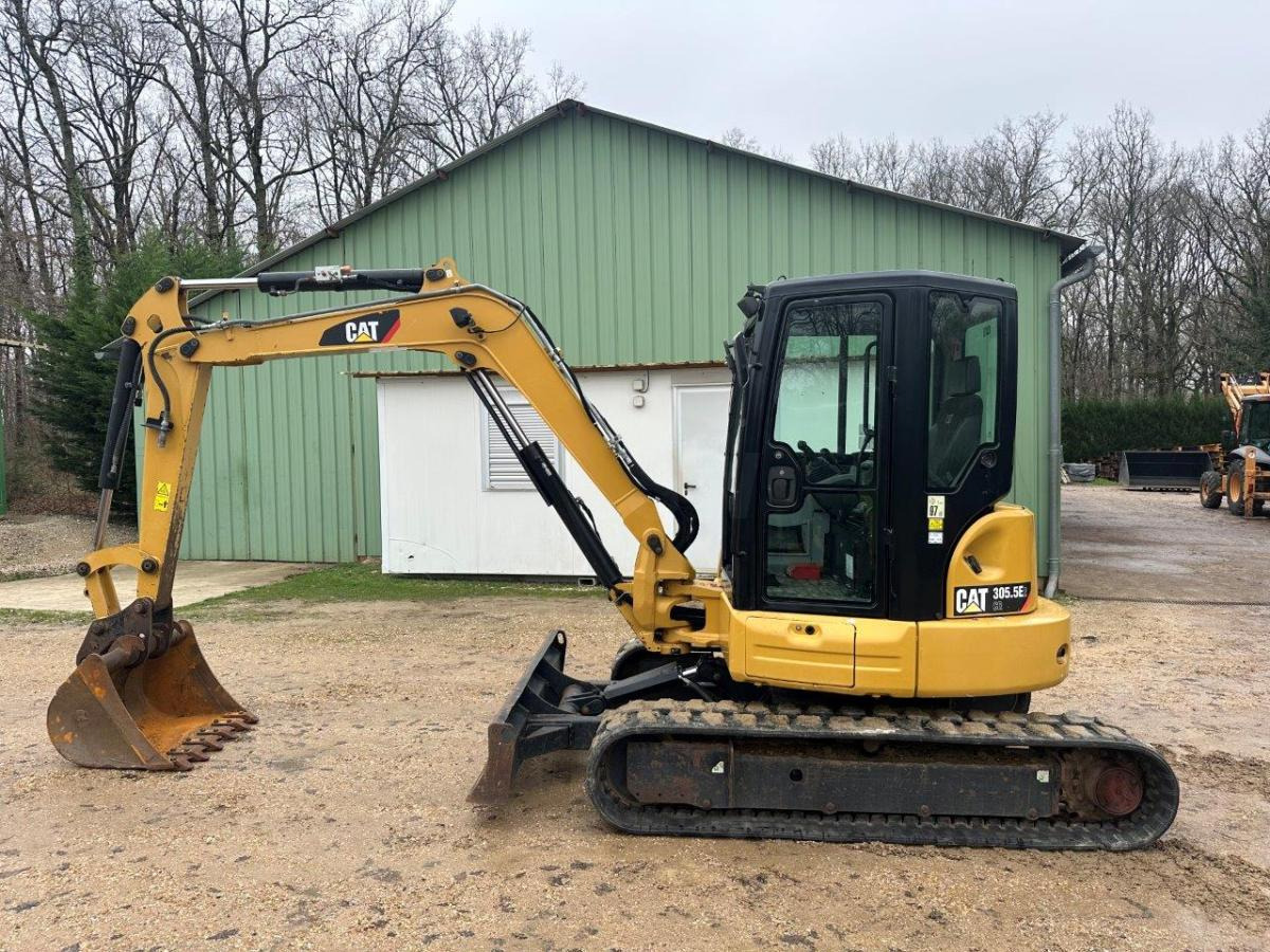 Caterpillar 305.5 E 2CR - Mini excavator: picture 1 Caterpillar 305.5 E 2CR - Mini excavator: picture 1