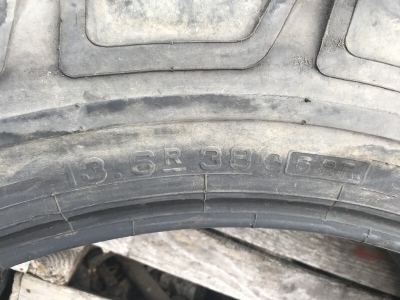 Pirelli 13.6R38 losse band - Tire for Agricultural machinery: picture 2 Pirelli 13.6R38 losse band - Tire for Agricultural machinery: picture 2