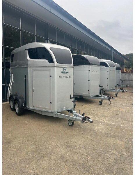 Sirius Voorraad / show modellen Sirius S45 S75 S77 S80 - Horse trailer: picture 4 Sirius Voorraad / show modellen Sirius S45 S75 S77 S80 - Horse trailer: picture 4