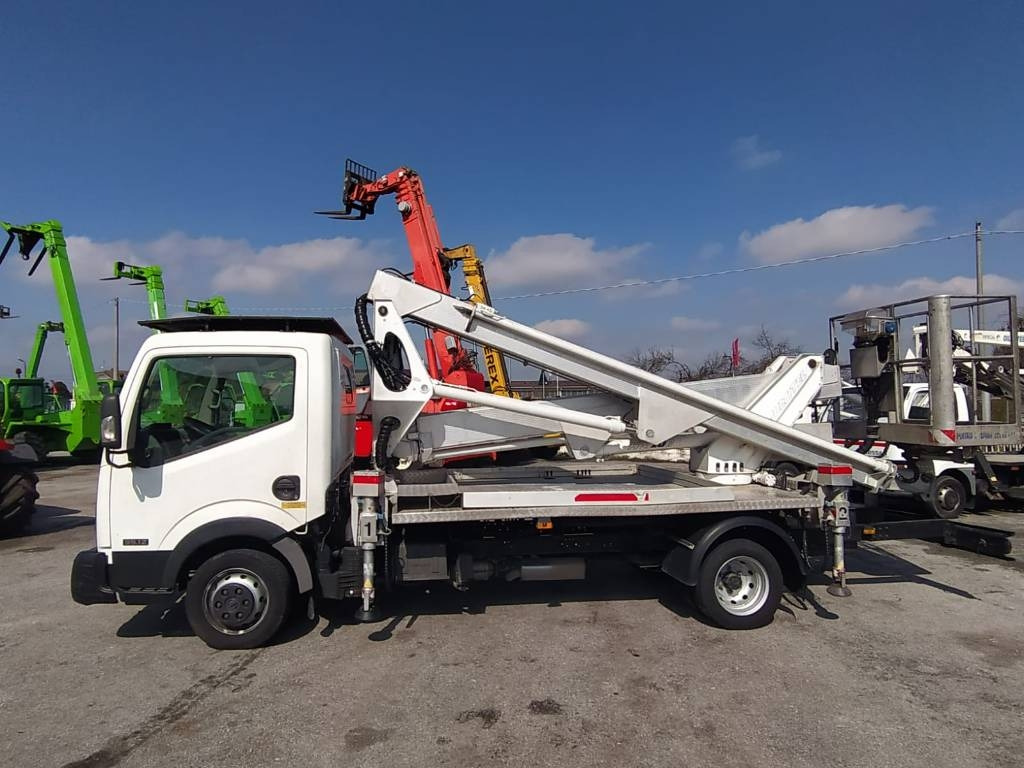 Multitel HX200 - Truck mounted aerial platform: picture 1 Multitel HX200 - Truck mounted aerial platform: picture 1