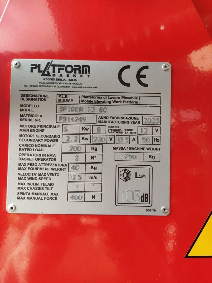 Platform Basket 13.80 - Aerial platform: picture 2 Platform Basket 13.80 - Aerial platform: picture 2
