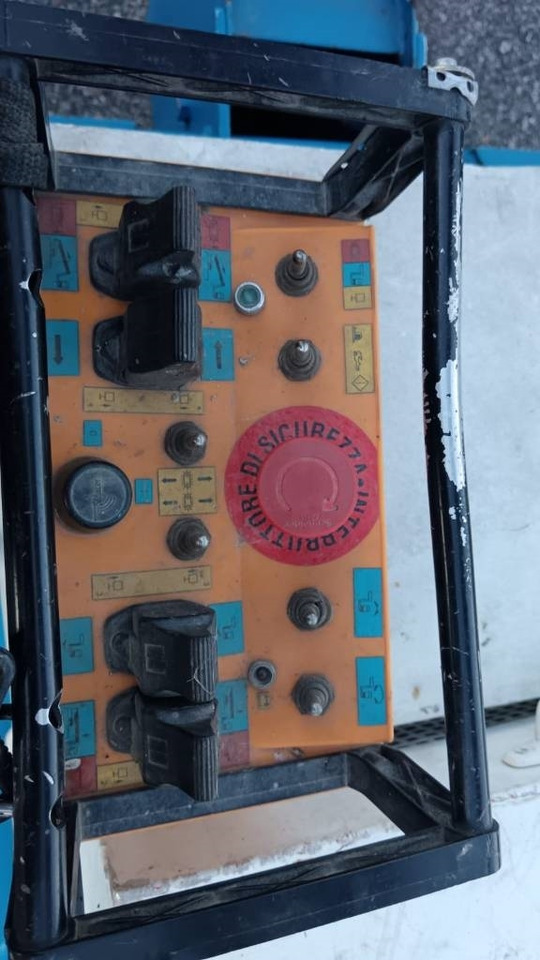 Teupen LEO 30 - Aerial platform: picture 4 Teupen LEO 30 - Aerial platform: picture 4