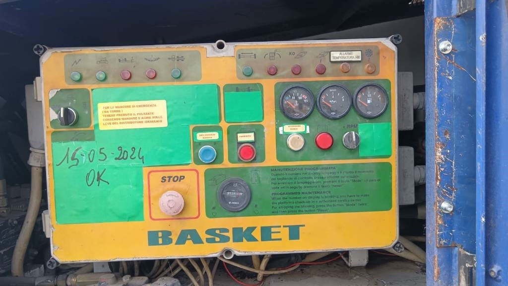Basket SEL 28 - Telescopic boom: picture 3 Basket SEL 28 - Telescopic boom: picture 3