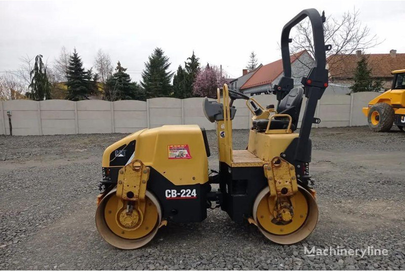 Caterpillar CB -224 Úthenger - Roller: picture 2 Caterpillar CB -224 Úthenger - Roller: picture 2