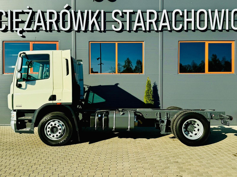 DAF DAF DAF CF 65.220 E5 // rama pod zabudowę !! // wywrotka kiper b - Cab chassis truck: picture 2 DAF DAF DAF CF 65.220 E5 // rama pod zabudowę !! // wywrotka kiper b - Cab chassis truck: picture 2